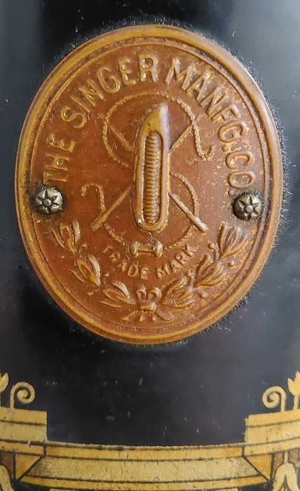 Máquina de Costura Singer Antiga – Modelo 15 Vintage