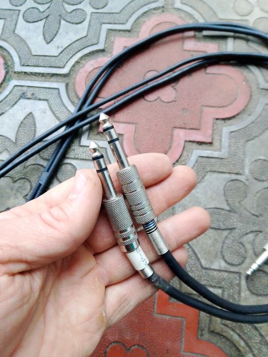 Мікрофонний кабель 2.5 метра