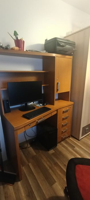 Biurko dla dziecka szkolne