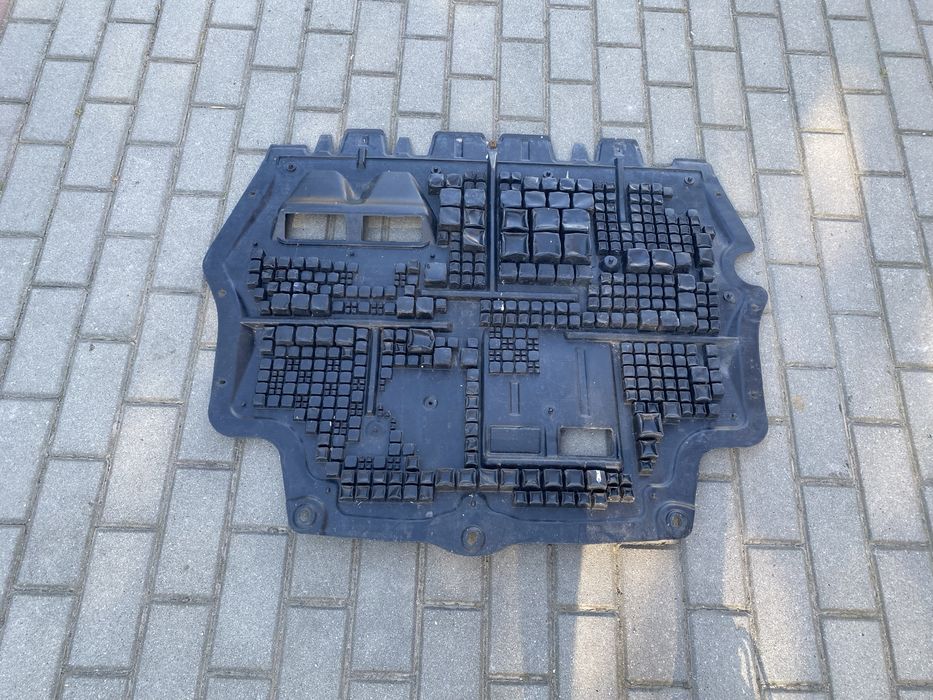 Osłona płyta pod silnik volkswagen passat b6 3C0825237G