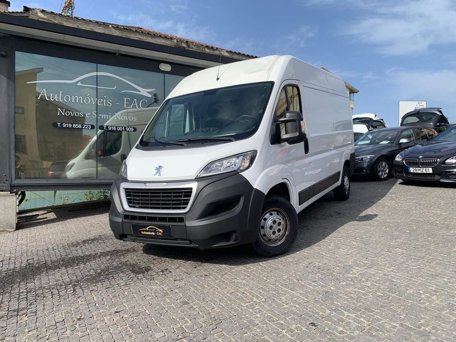 Peugeot Boxer 2.2 BlueHDi 330 L2H1 Premium