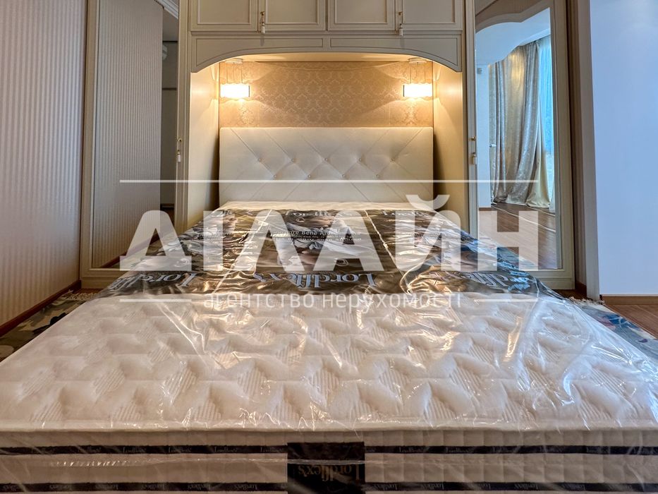 Авторський проект 4 кімн у класичному стилі по вул. Приходський.