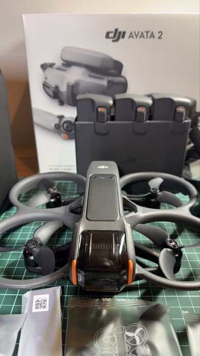 Drone Avata 2 Fly More Combo