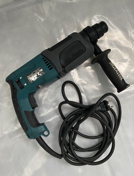 Оригінальний Перфоратор Makita HR2470