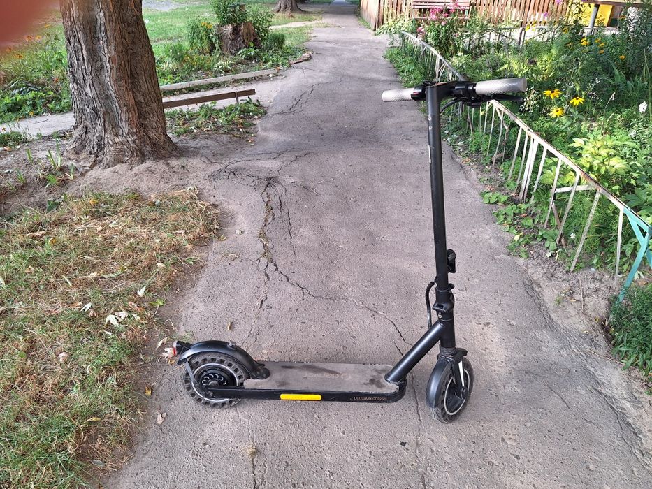 Електросамокат Denver