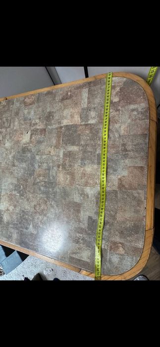 Продаю стіл для кухні