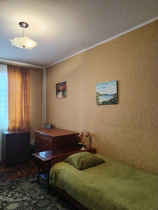 Здається 3-кімнатна квартира на пр. Свободи