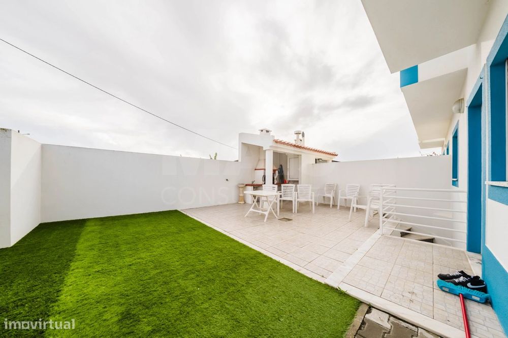 Moradia T3 Moderna com Jardim, Garagem e Excelente Exposição Solar ...