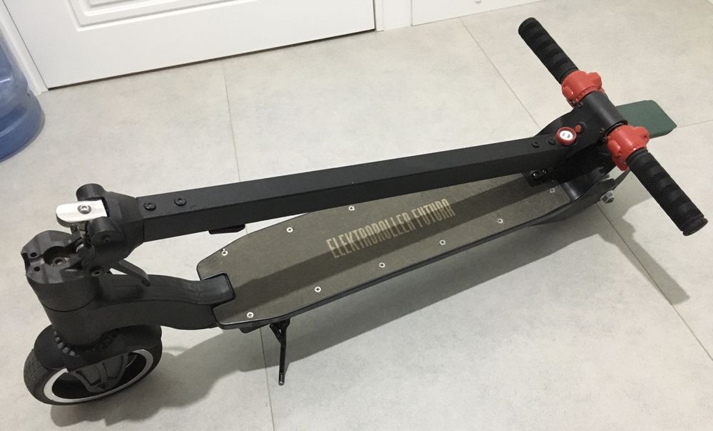 Электроскмокат Futura