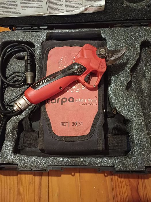 Tesoura elétrica: electro carpa