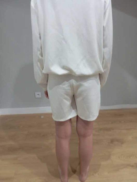 Biały kremowy komplet dresowy 3w1 bluza spodnie spodenki S