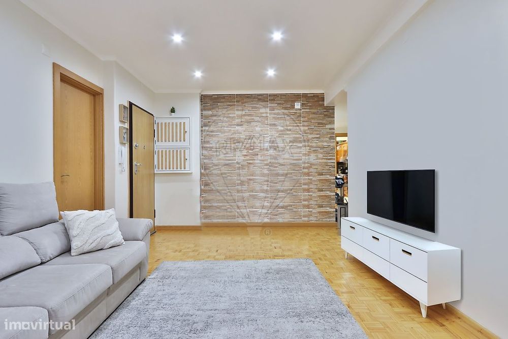 Apartamento T2 para venda — Ramada E Caneças, Lisboa