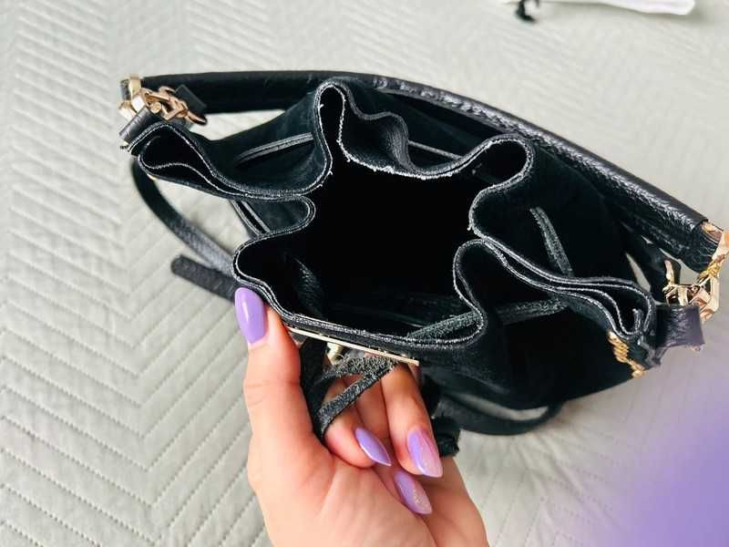 Worek skórzana czarna złota ćwieki torebka naturalna zamszowa