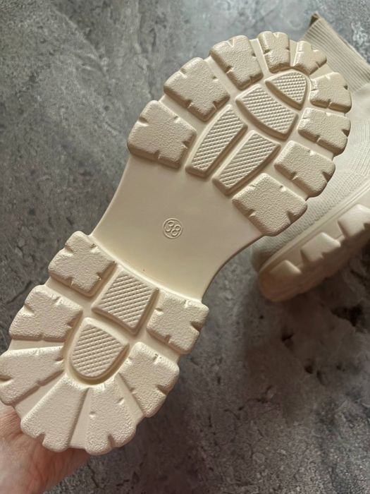 Текстильні черевики