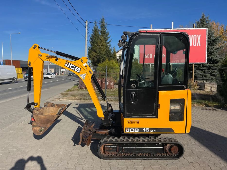 JCB 16C-1  Minikoparka, 3 łyżki, szybkozłącze, rozsuwane podwozie, 318 mtg