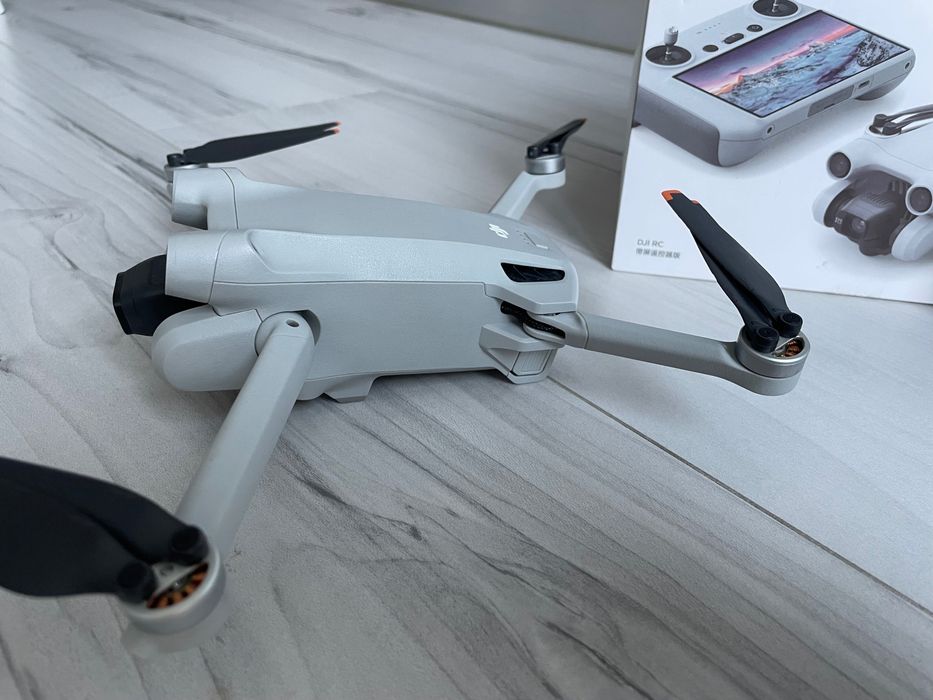 DJI Mini 3 Pro RC Remote майже новий