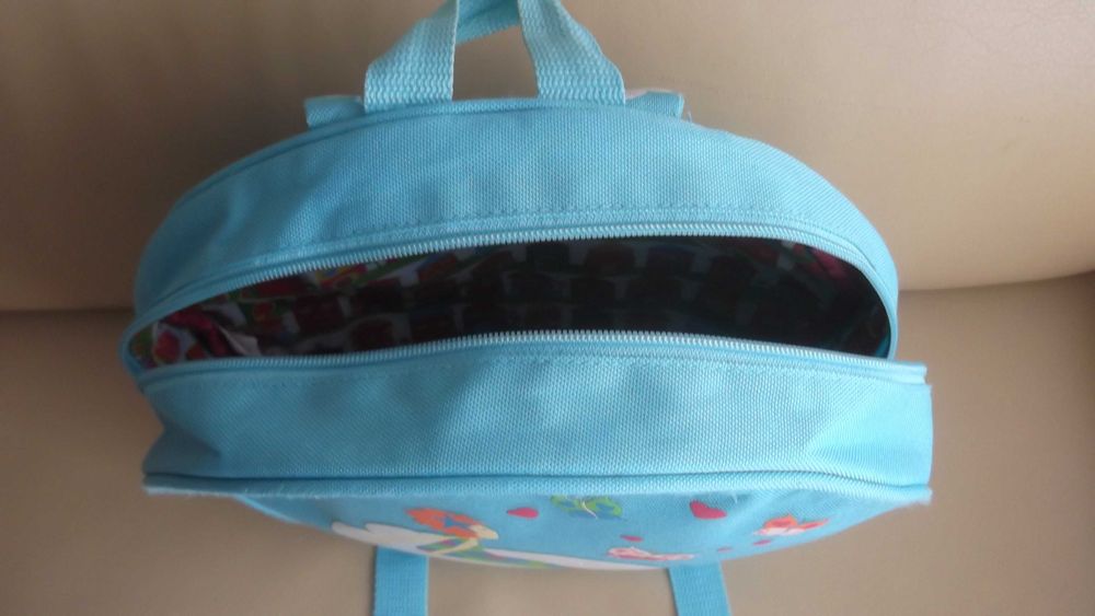 mochila AGATHA RUIZ DE LA PRADA menina