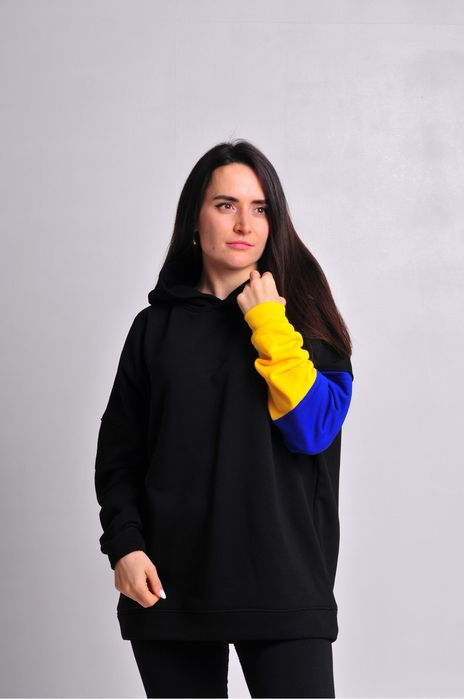 Худі з акцентом