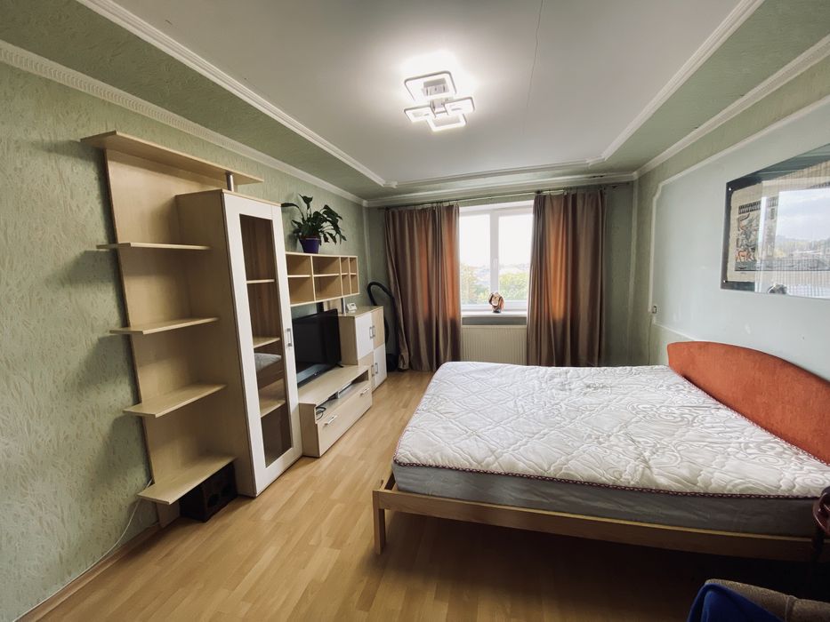 Здаю в довгострокову оренду