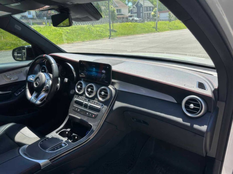 Mercedes-Benz Glc      2020