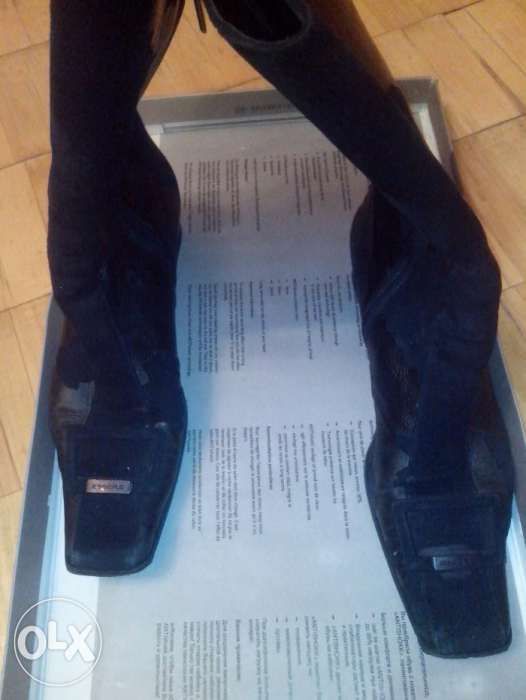 Продам жен. дем. сапоги из натур. кожи.