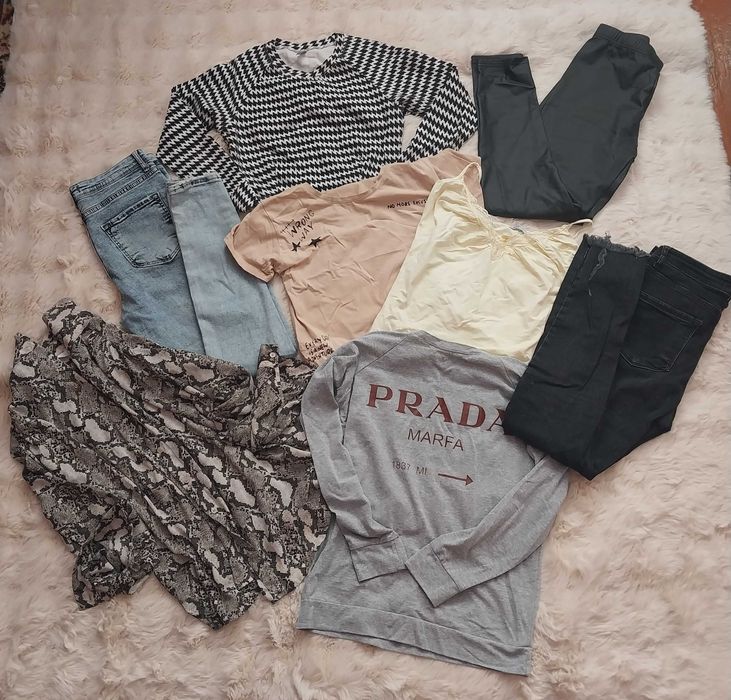 Лот речей на розмір S