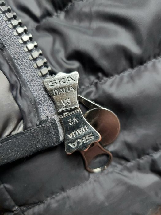 Куртка пуховик фірми Colmar woolrich оригінал 

Привезено із закордону