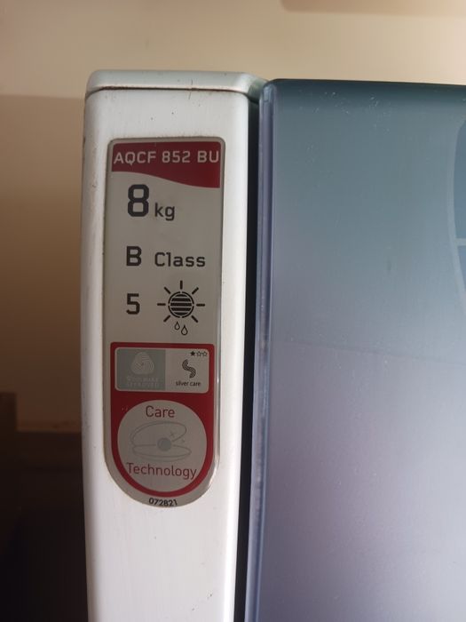 Máquina secar roupa com entrega