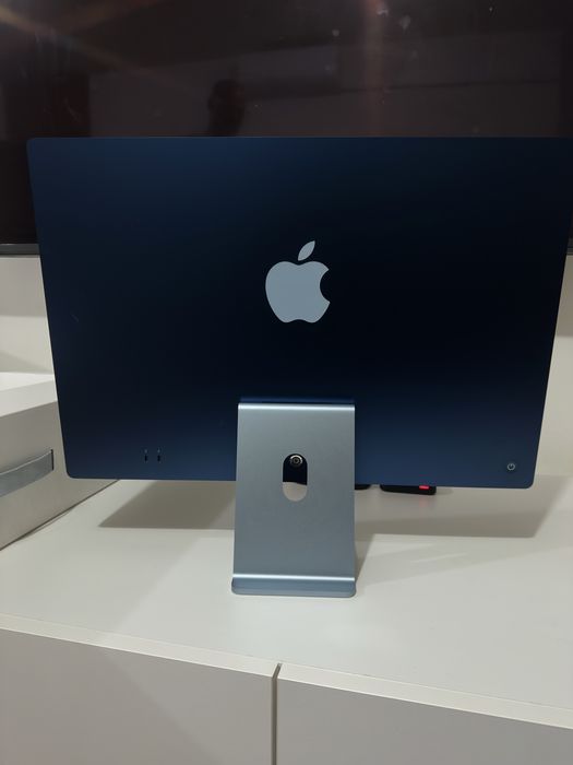 IMAC blue 16GB/512GB/  2024