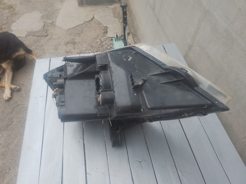 Продам ліву фару Geely MK