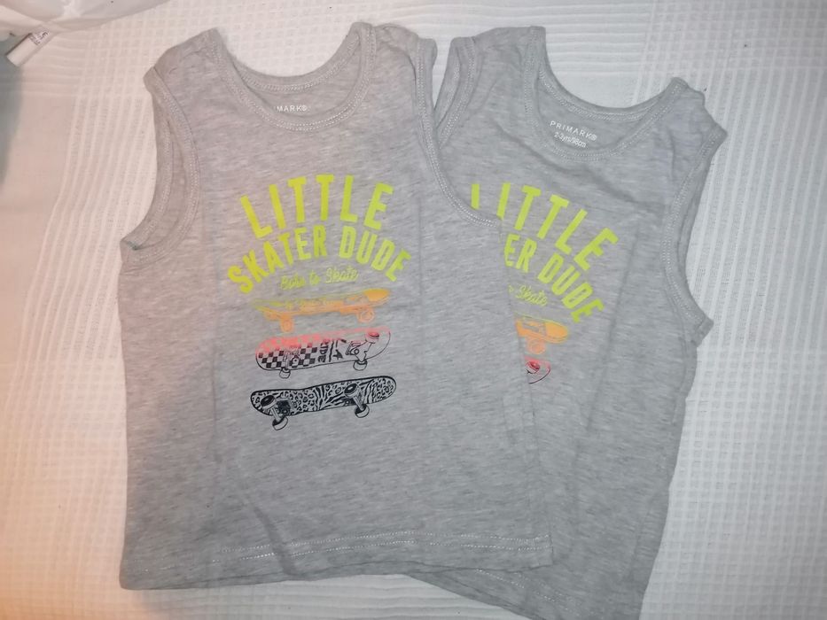 T shirt sem mangas menino 2-3 anos