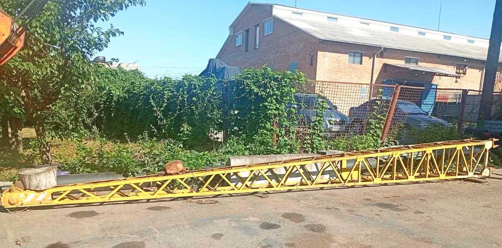 Автокран КТА-28 на базі МАЗ 630303