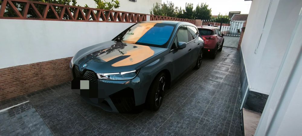 BMW iX M60