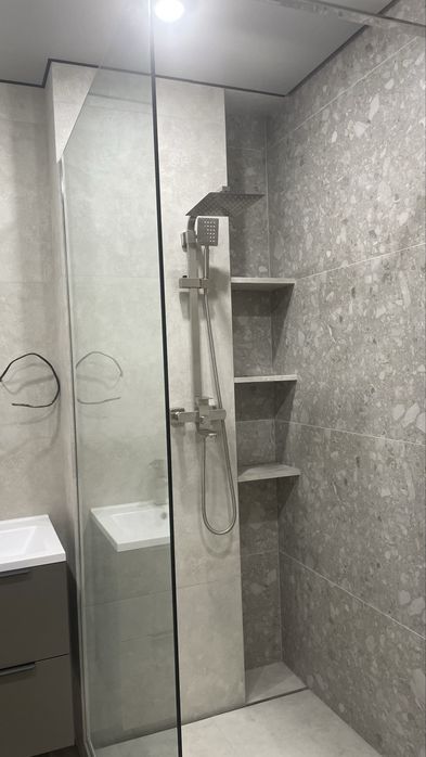 Продаж 1 кімнатної квартири з дизайнерським ремонтом + комірка в подарунок!