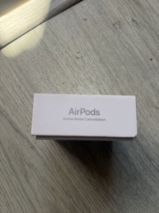 Auriculares Noise Cancelling True Wireless Bluetooth Apple AirPods 4 - Branco