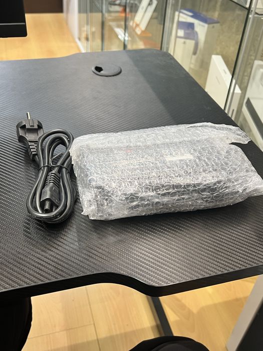 Carregador / Fonte de Alimentação Compatível para Portátil Asus (200W)