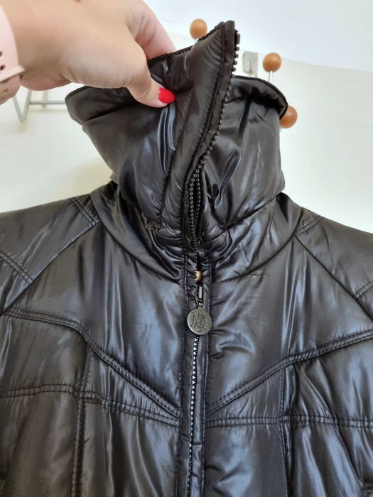 Casaco preto impermeável Mango, tamanho L