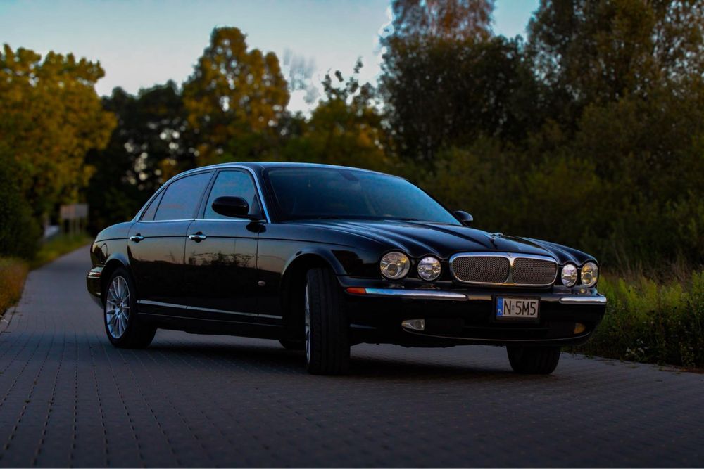 Jaguar Xj8