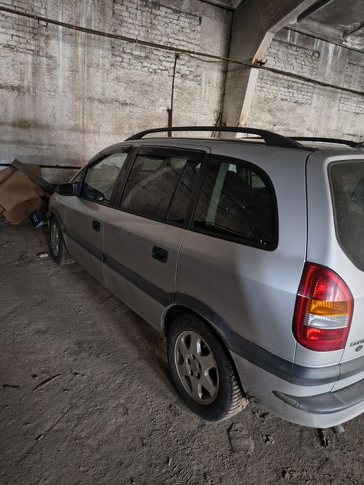 Opel Zafira 2.2 TDI