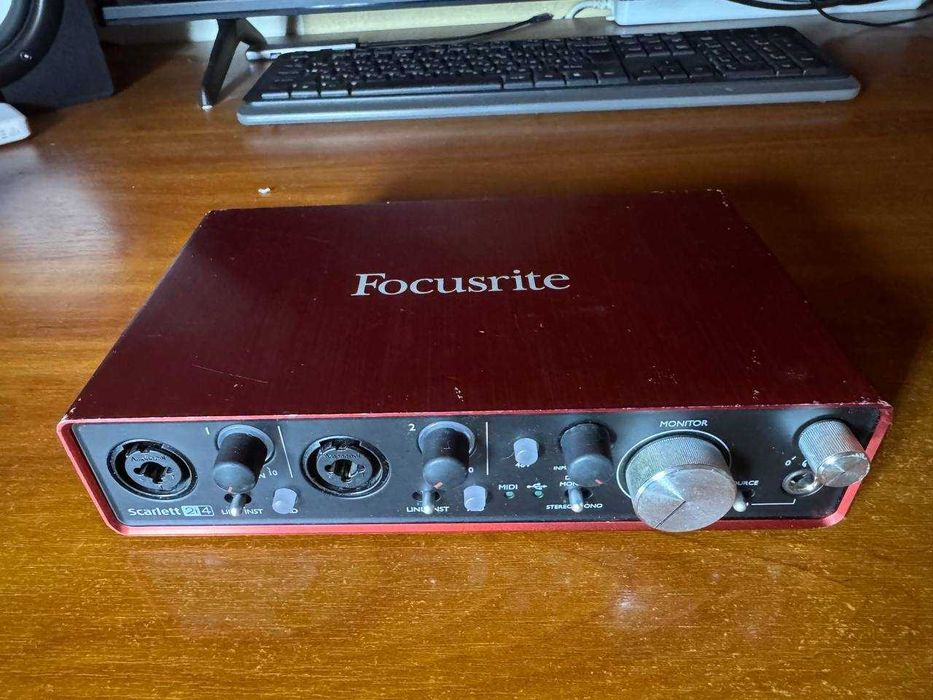 Аудіокарта Focusrite Scarlett 2i4 2 gen