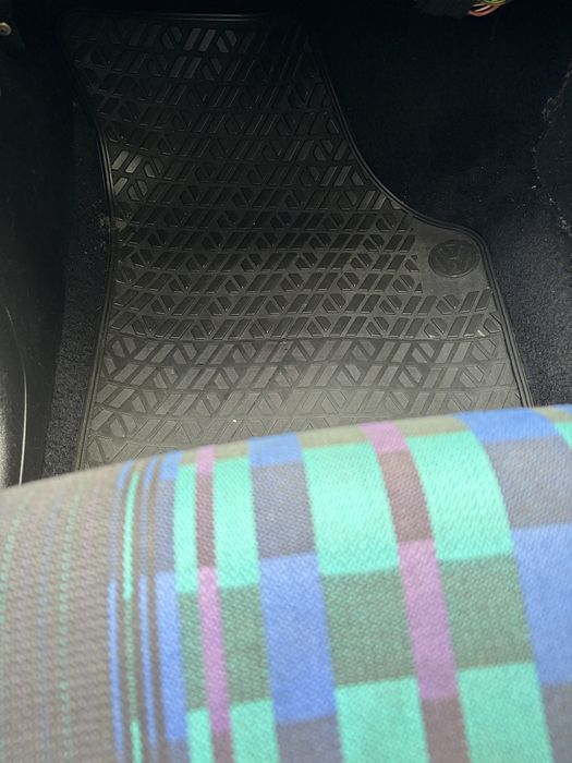 Tapetes frontais originais VW polo g40