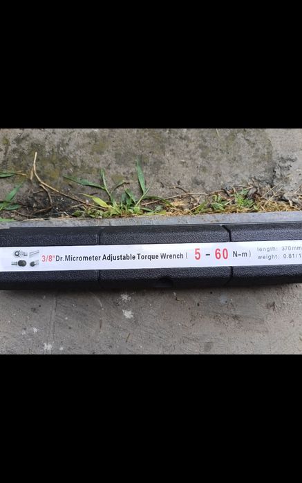 Динамометрический ключ 5-60Нм