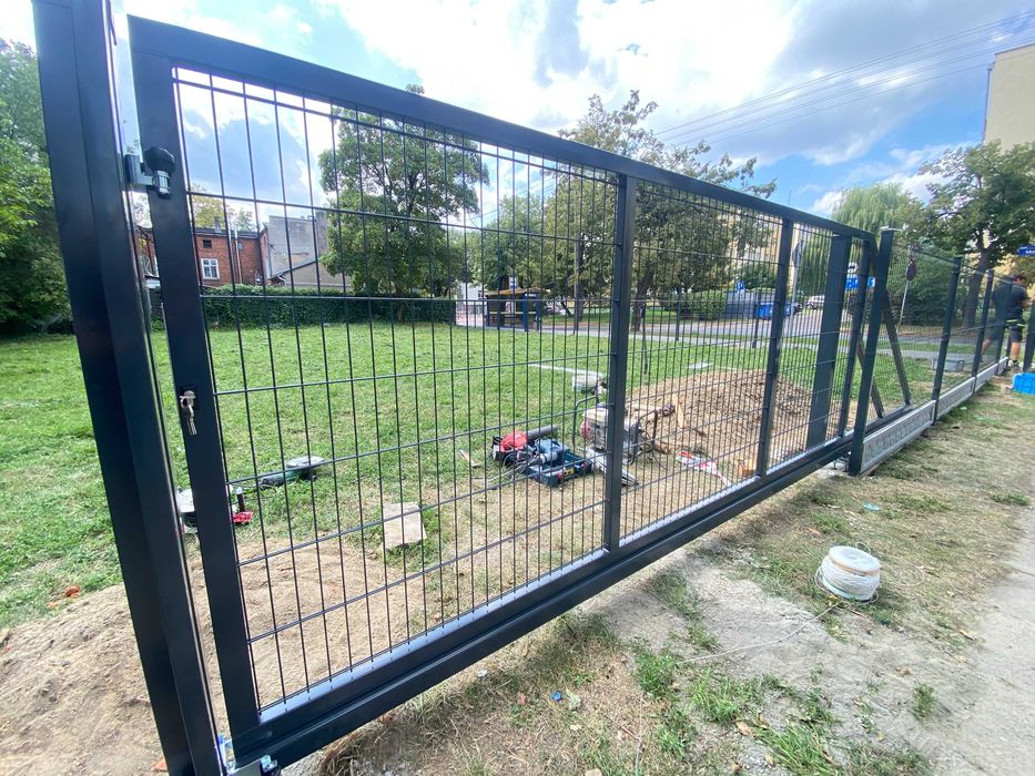 Ogrodzenie Panelowe 3D 153cm FI4 Materiał Montaż Brama Furtka