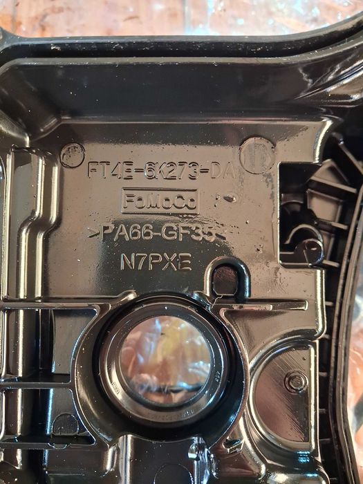 Клапанна кришка фюжен 2.7