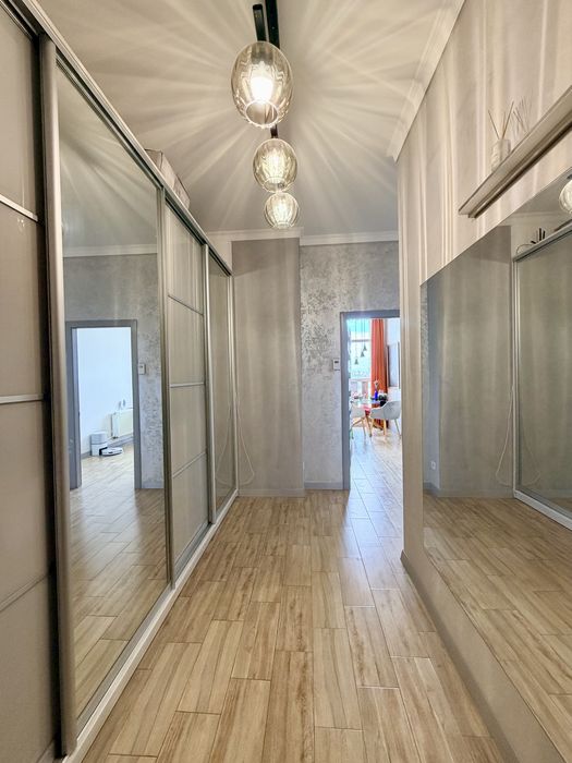 Продаж 2-кімнатної квартири 73.7 м.кв., вул. Ковалика