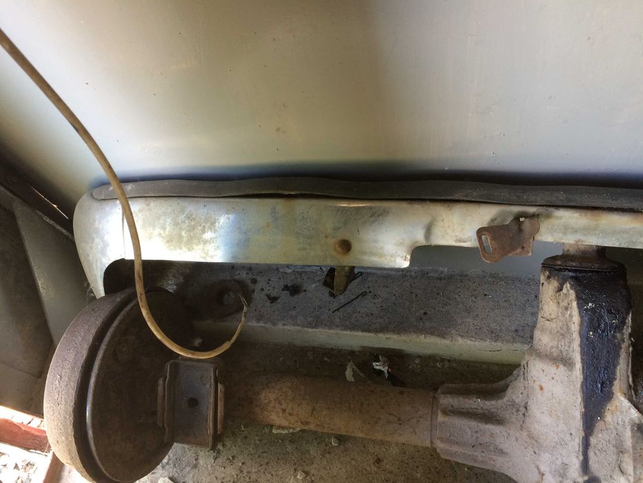 Газ 24-10 пер. передні  крила, 5 ст КПП, міст-балка інше