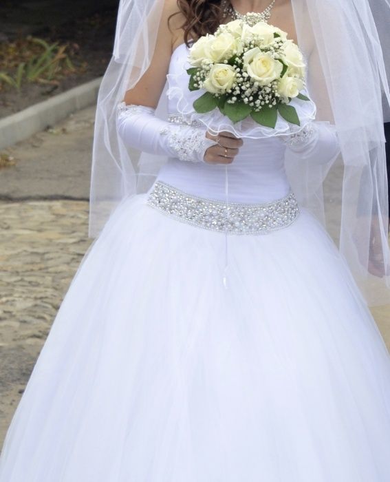 Продаю свадебное платье