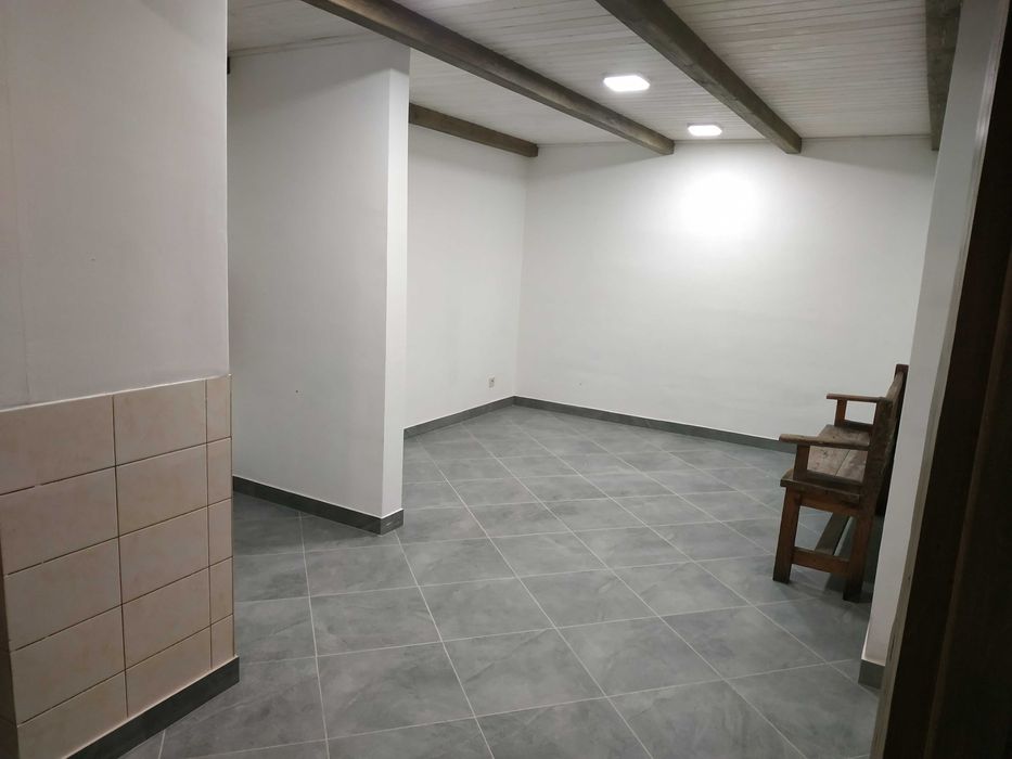 Здам приміщення Пивзавод, вул Дорошенка (60 м.кв.)