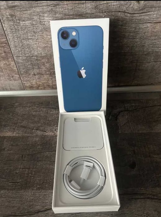 Apple iPhone 13 niebieski 128 GB