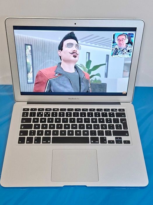 Portátil MacBook Air Ecrã Retina de 13.3'' | Intel Core i5 a 1,8GHz | Disco 256 Gigas, SSD PCie alta capacidade  | MacOS Catalina | Impecável